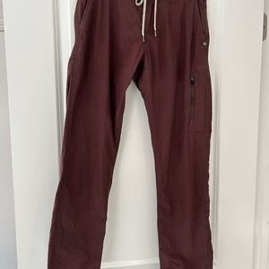 Vuori Men's Maroon Joggers